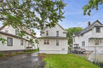 OPPORTUNITY! Welcome to this charming home conveniently located - photo 34