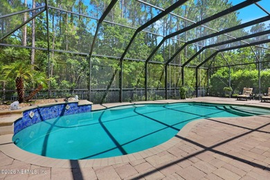 LARGE Stunning 6 bedroom, 4.5 bath, 3 car garage POOL home on a - photo 3
