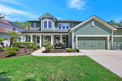 LARGE Stunning 6 bedroom, 4.5 bath, 3 car garage POOL home on a - photo 4