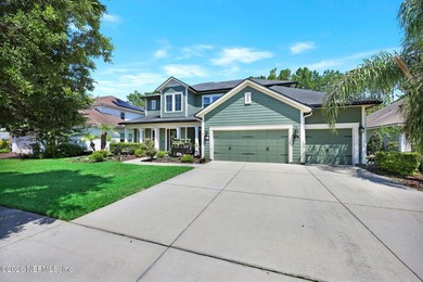 LARGE Stunning 6 bedroom, 4.5 bath, 3 car garage POOL home on a - photo 7