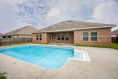 This Victoria model home is one of our floorplans offering - photo 2