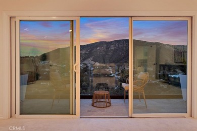 Welcome to 30 Stagecoach Road, an extraordinary estate nestled - photo 5