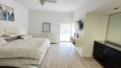 EXPANSIVE BACKYARD SPACE! Stunning 3BR/2.5BA, 2,605 sq ft - photo 8