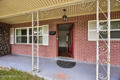 Enjoy Florida living at its best in this beautifully maintained - photo 5