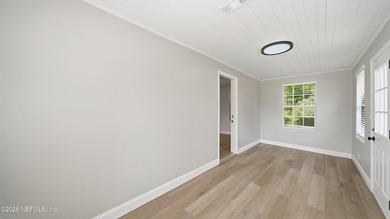 Listed $20,000 below appraised value, this fully remodeled home - photo 4