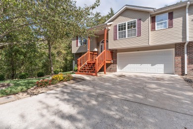 Table Rock Lake Home Sale Pending in Branson Missouri