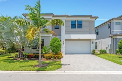 Lake Home For Sale in Boca Raton, Florida