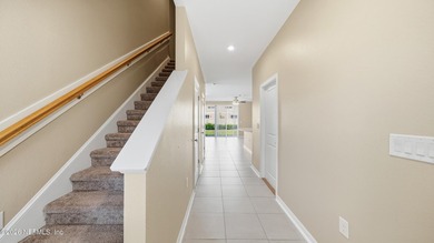 Welcome home to this beautifully maintained end-unit townhome - photo 3