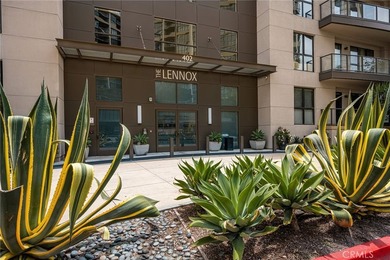 Welcome to your sanctuary in the sky. Perched on the third floor - photo 4
