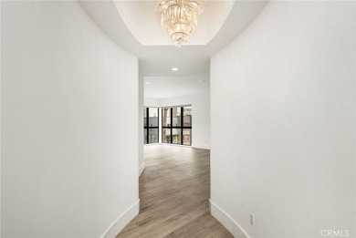Welcome to your sanctuary in the sky. Perched on the third floor - photo 6