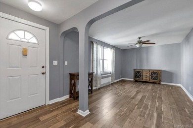 Lovely and spacious 1-bedroom, 1-bath co-op located in the heart - photo 5