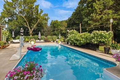 Welcome to your own private retreat! Nestled on approximately 2 - photo 9