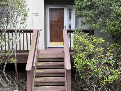 Escape to the mountains in this charming 2-bedroom, 2-bathroom - photo 2