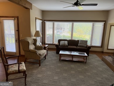 Escape to the mountains in this charming 2-bedroom, 2-bathroom - photo 3