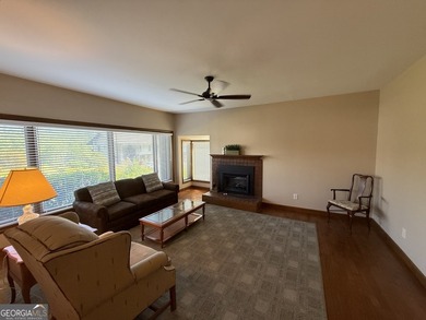 Escape to the mountains in this charming 2-bedroom, 2-bathroom - photo 4