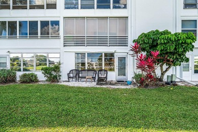 Rare! Park near your front door! Large 2-bedroom, 2-bath unit - photo 3