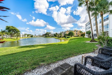 Rare! Park near your front door! Large 2-bedroom, 2-bath unit - photo 4
