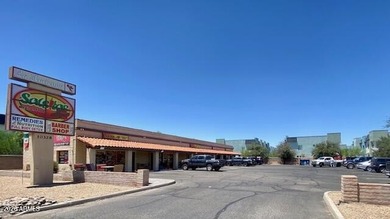 La Hacienda Office Plaza. This well-maintained neighborhood - photo 2