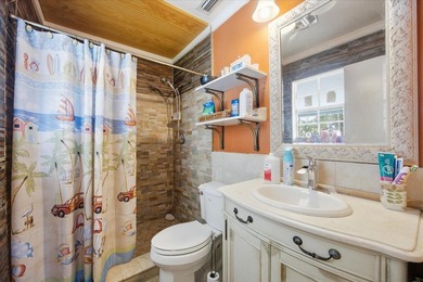 New Roof! Pool home! 3/2 plus bonus room! Huge backyard! Call - photo 16