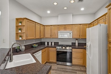 Well maintained home in the coveted Basking Ridge Community! - photo 8