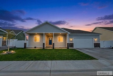 Welcome to a home that perfectly blends high-end efficiency with - photo 35