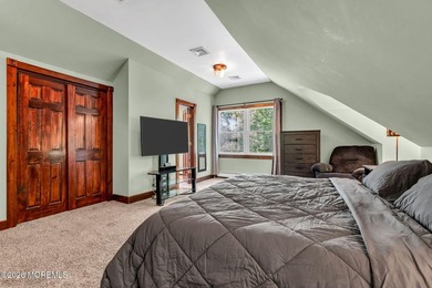 Tucked away on over an acre of private land, this beautifully - photo 44