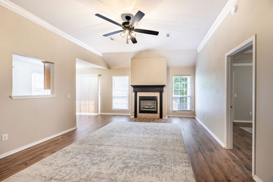 Additional listing photo 4