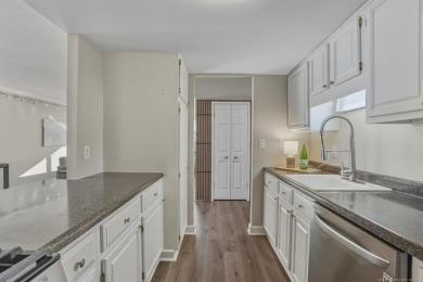 High-rise living ! 19th Floor Condo in the heart of Downtown