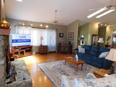 Beautiful maintained one level Brick Home on 5.50 in Elon that - photo 18
