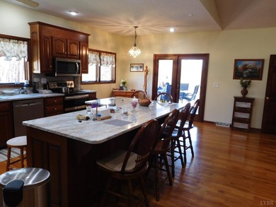 Beautiful maintained one level Brick Home on 5.50 in Elon that - photo 23