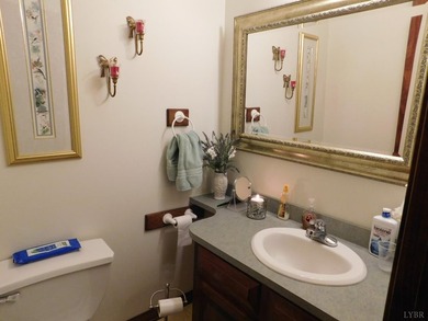Beautiful maintained one level Brick Home on 5.50 in Elon that - photo 35