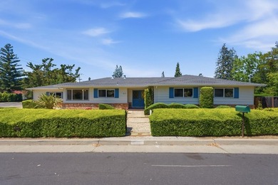 Perfectly situated in the heart of Silicon Valley and just - photo 2