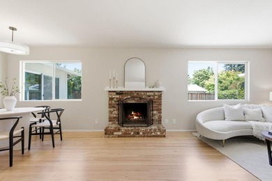 Perfectly situated in the heart of Silicon Valley and just - photo 4