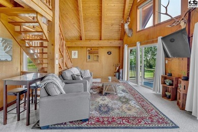 Wake up to breathtaking pond views and unforgettable prairie - photo 8