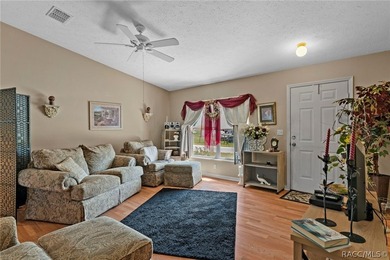 Great 3 Bedroom block home in nice area of Homosassa. Perfect - photo 6
