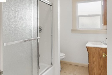 Welcome to this charming and roomy 1916 era single family home - photo 14