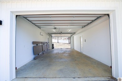 What a gem, basically brand new (built in 2023), lake - photo 42