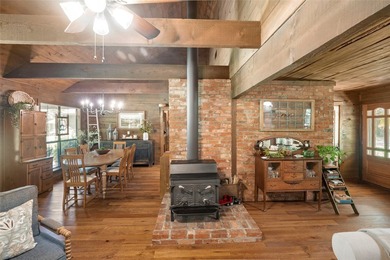 BUYERS CONTINGENCY FELL THROUGH! Welcome to a one of a kind - photo 8