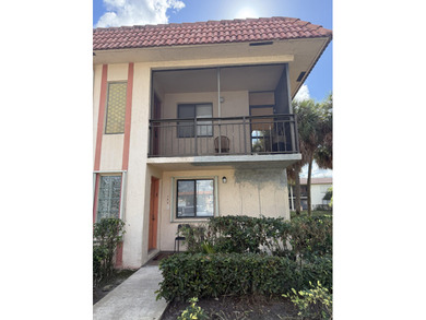 Weston Lakes Area Condo For Sale in Weston Florida