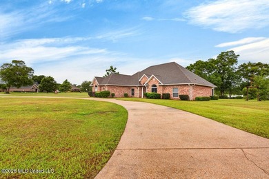 Stunning all-brick waterfront home on an expansive corner lot - photo 4