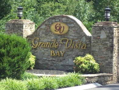 Choice lot with beautiful lake views, situated in Gated lake - photo 4