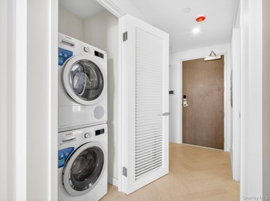 LaVita, A landmark luxury residence in the heart of Flushing - photo 24