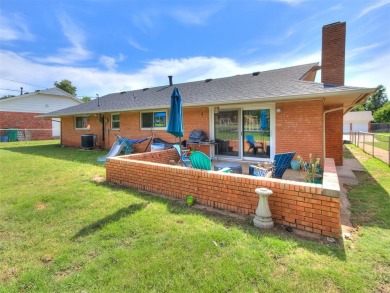 Welcome to Coronado Heights! This 3 bed, 2 bath, 2 car garage