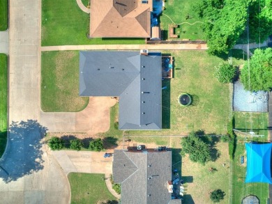 Welcome to Coronado Heights! This 3 bed, 2 bath, 2 car garage