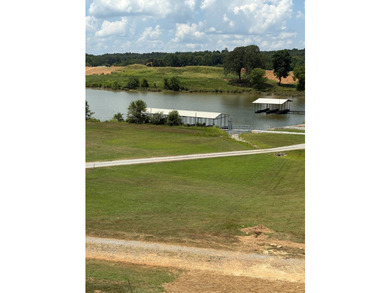 HOA includes Pool/Clubhouse Boat Dock Availability Main Level - photo 3