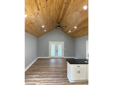 HOA includes Pool/Clubhouse Boat Dock Availability Main Level - photo 5