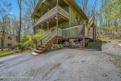 Hemlock Farms charmer nestled in the woods but accessible to - photo 2