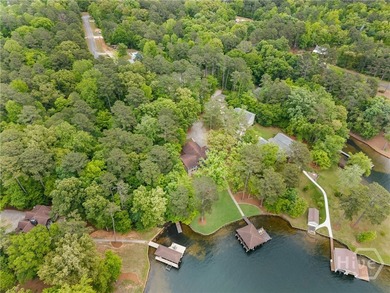 Welcome to Sunset Cove, a stunning 3 bedroom, 3 bath lakefront - photo 10