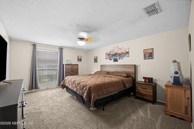 **NEW APPLIANCES**LARGE LOT**PRIME LOCATION**NEW ROOF** Nestled - photo 5