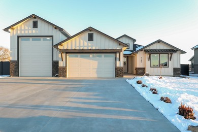 Lake Lowell Home For Sale in Nampa Idaho